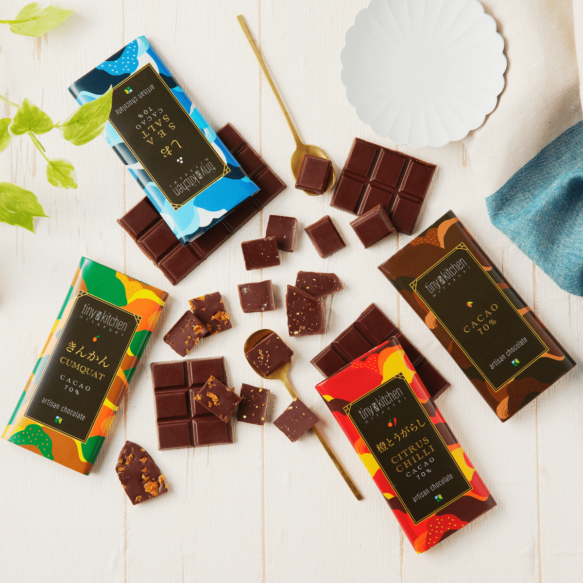 TINYKITCHEN MIYAZAKI Artisan Chocolate Citrus Chilli Cacao 70% - Tokyo Fresh Direct